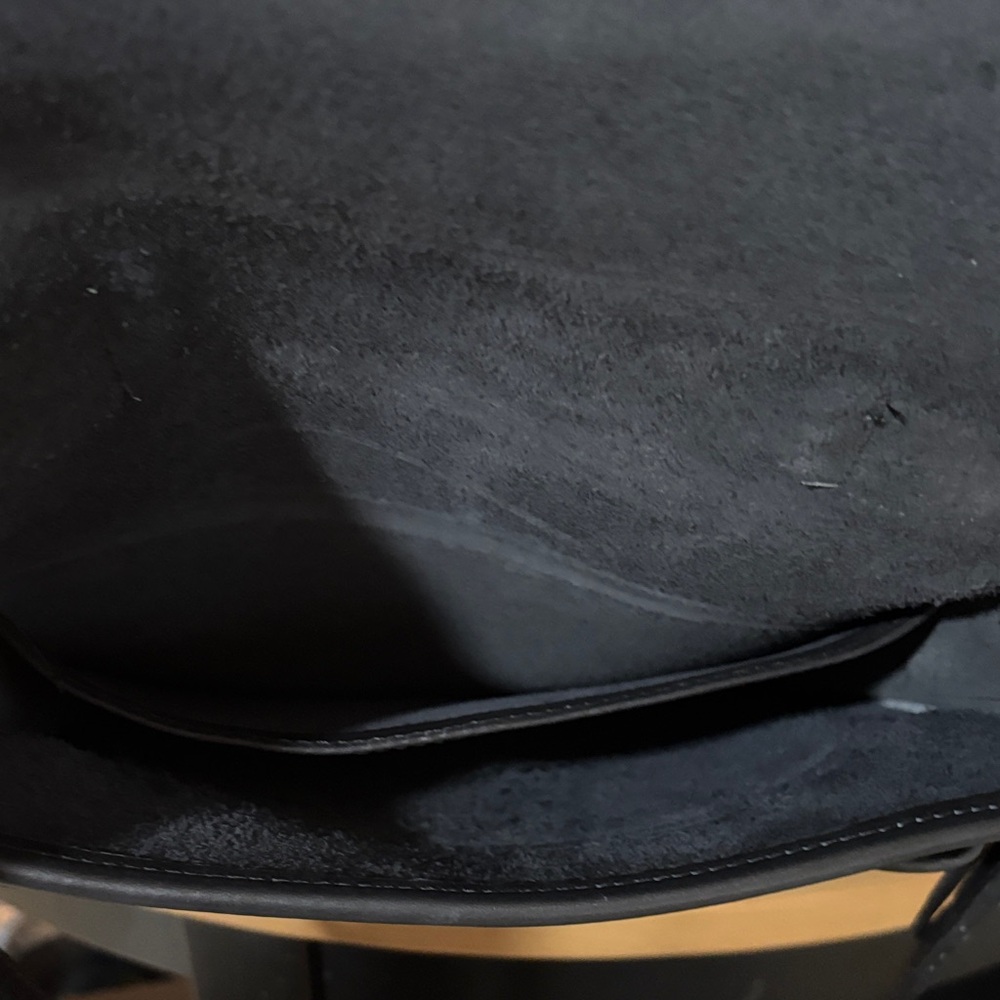 Coach Vintage Willis Black Leather Shoulder Bag - Picture 5 of 13